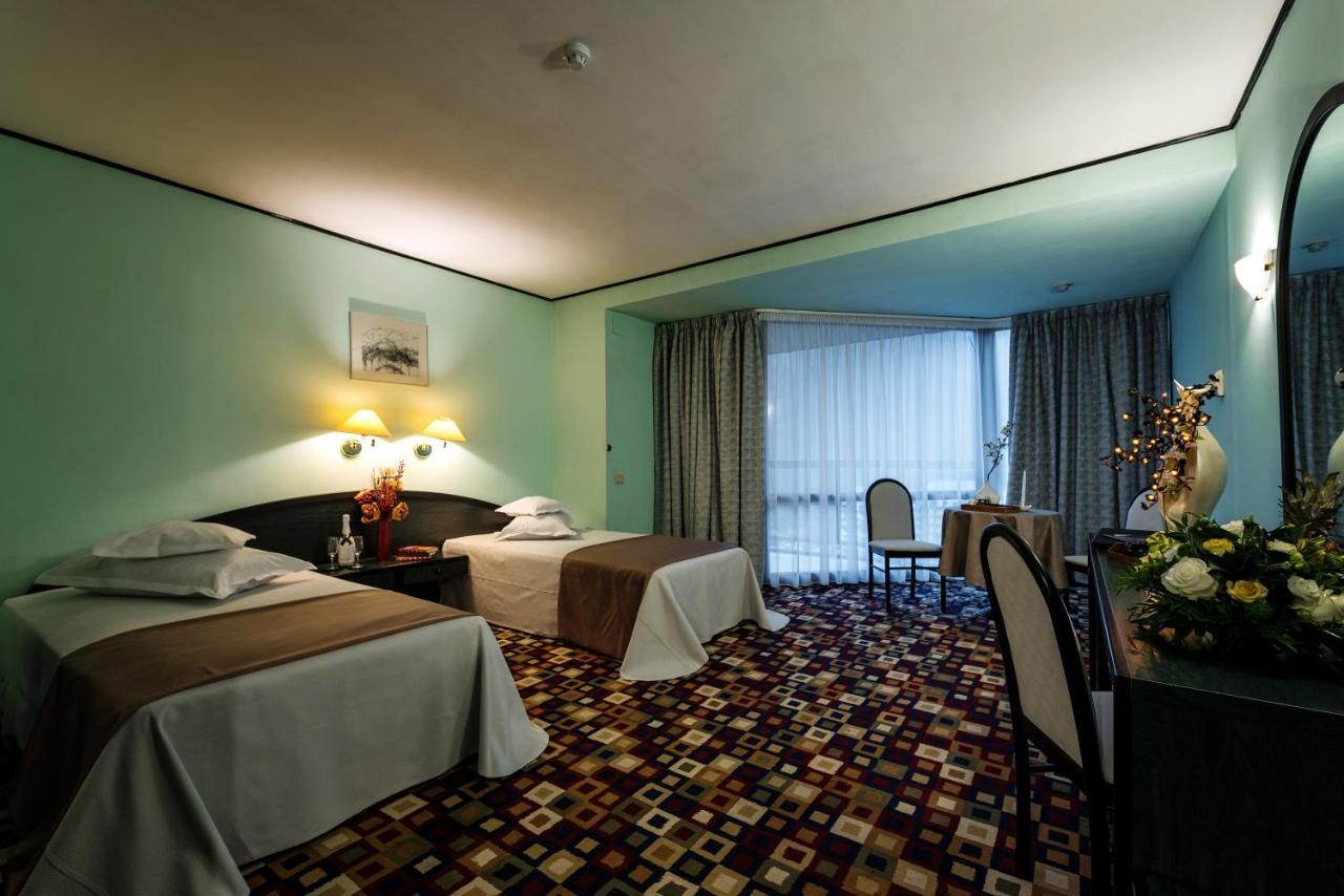 Hotel Mara Sinaia Buitenkant foto