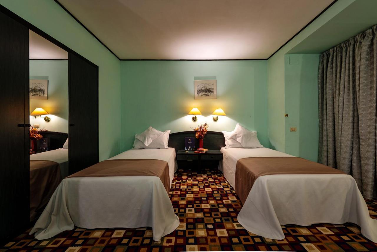 Hotel Mara Sinaia Buitenkant foto